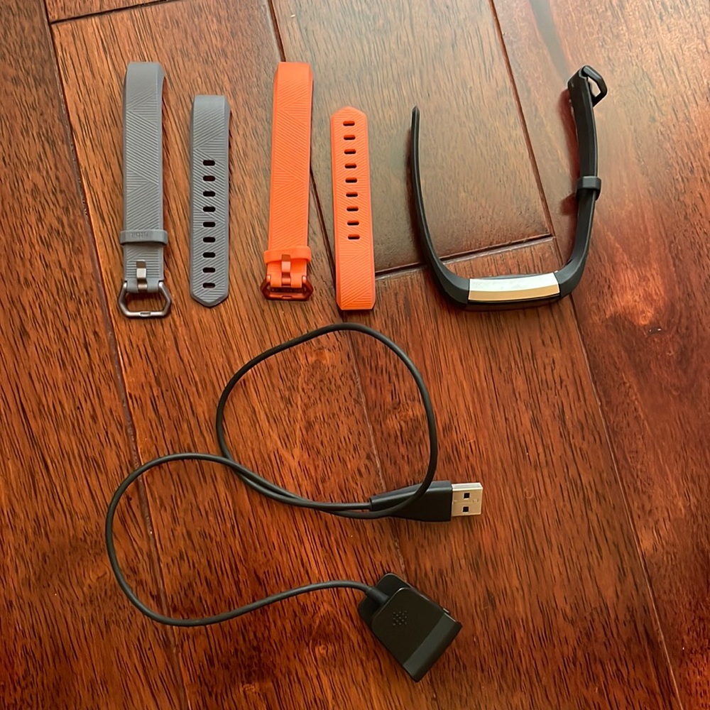 FitBit Alta with 2 Extra Bands and Charger